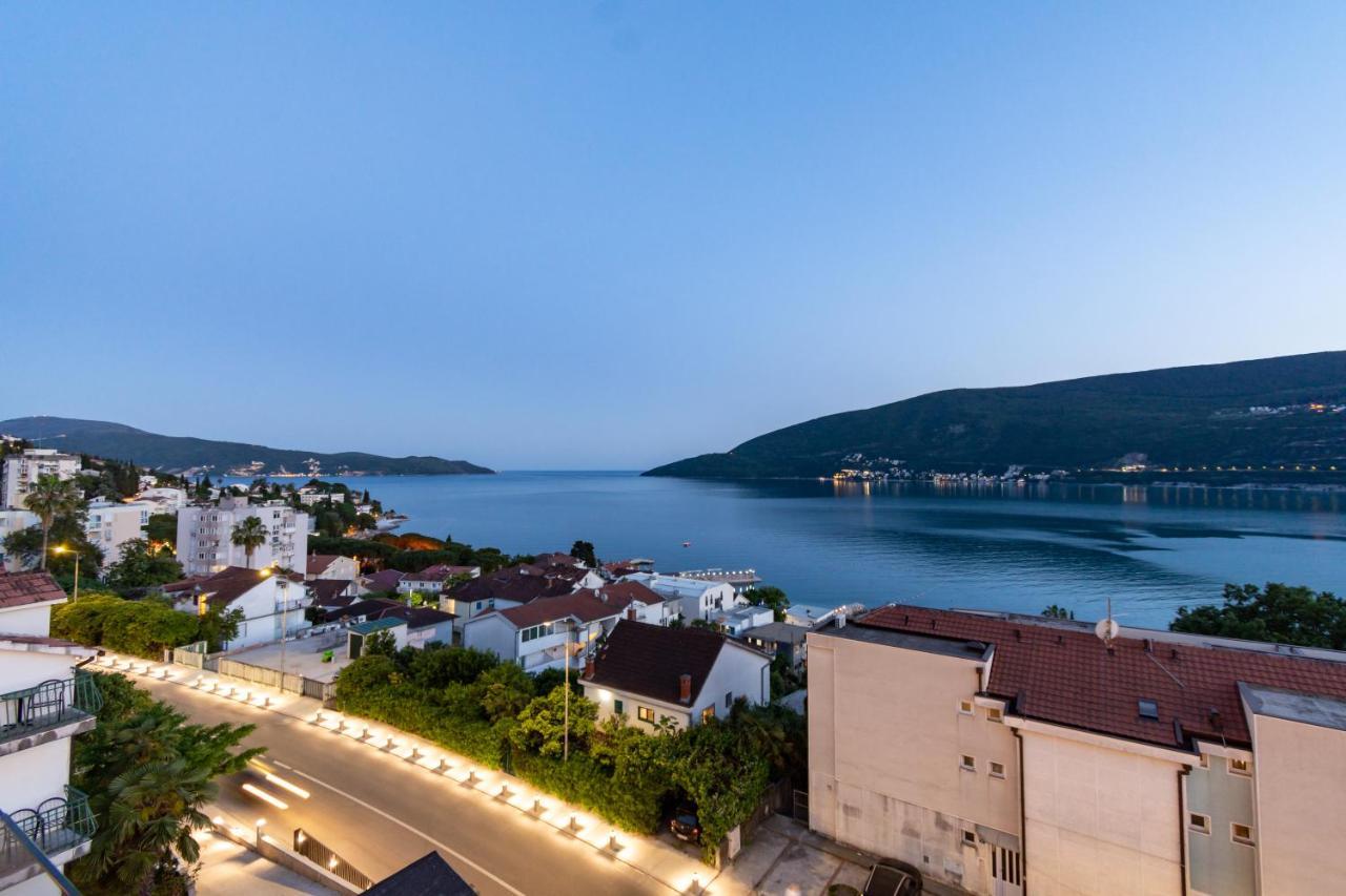 Garni Hotel Kruso Herceg Novi Esterno foto